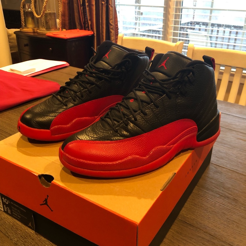 AIR JORDAN 12 RETRO "FLU GAME 2016 RELEASE"